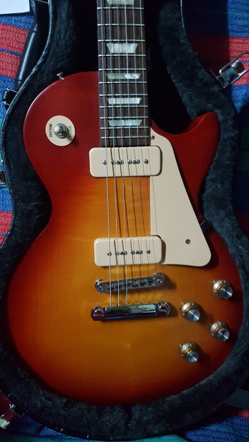 Gibson Les Paul Studio 2011, de serie, con certificado de autenticidad (COA)