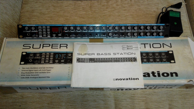Novation Super Bass Satation