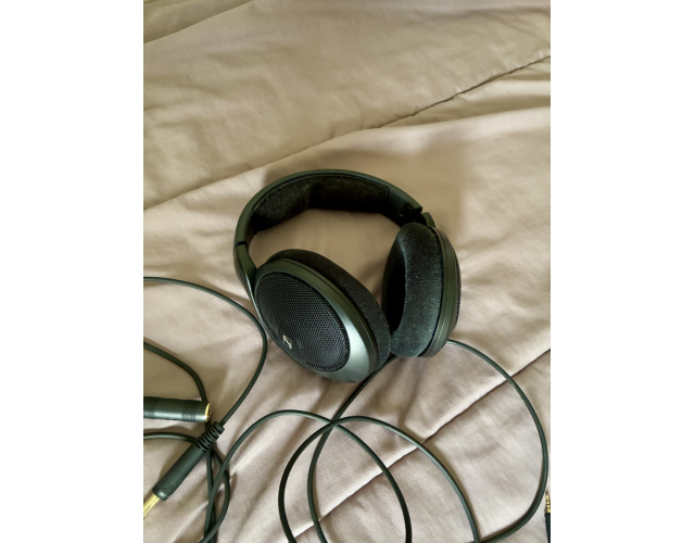 Sennheiser HD 560S
