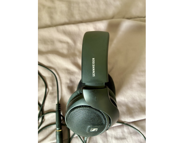 Sennheiser HD 560S