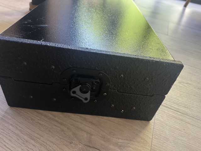 Erica Synths 2x104HP Aluminum Travel Case ( + 2 power supplies and Stand )