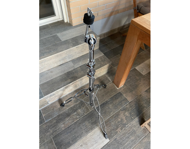 Pie plato recto batería