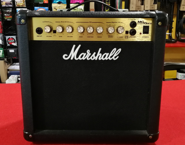 Marshall MG 15 DFX