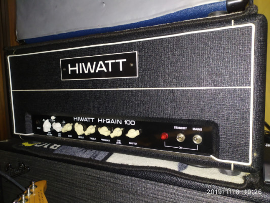 Cambio vendo Hiwatt Hi-Gain 100 de la custom shop England, H W, por Diezel. Fender, Marshall plexi..CAMBIADO