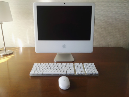 iMac G5  Power Mac 12,1