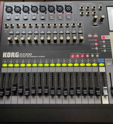 Korg D3200 Digital Recording Studio