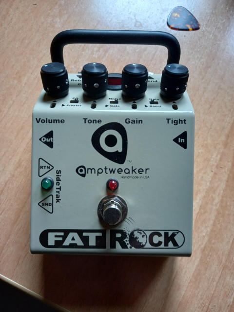 Pedal guitarra Amptweaker FAT ROCK