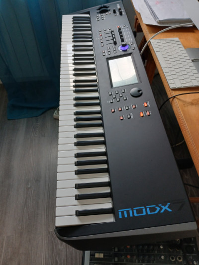 Yamaha modx7