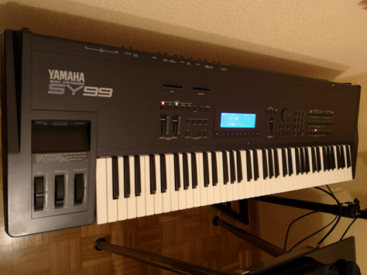 Yamaha SY99 + Extras