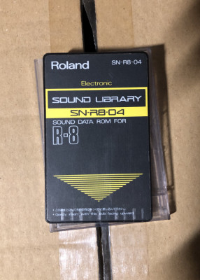 Tarjeta Roland R8 SN-R8-04 (Electronic)