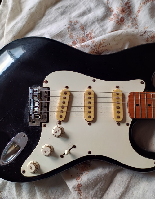 HONDO stratocaster De luxe Japan