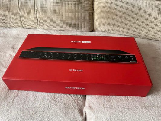 Focusrite Scarlett 18i20 3rd gen. Nueva con garantía