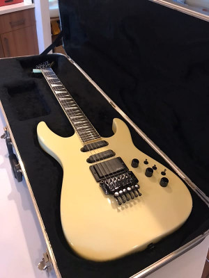 Charvel Model 6