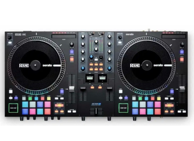 Rane one mk1 + Funda + Decksaver
