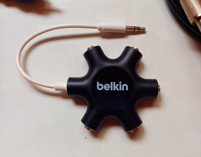 Splitter/merger 5x1 Belkin