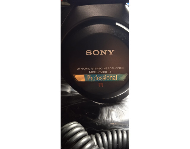 Auriculares SONY MDR 7509 HD