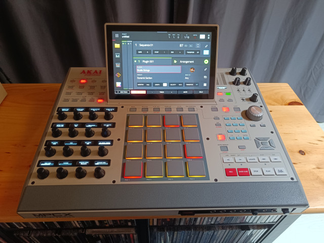 Akai MPC X SE