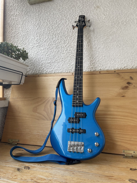 Bajo escala corta Ibanez GSRM20-SLB