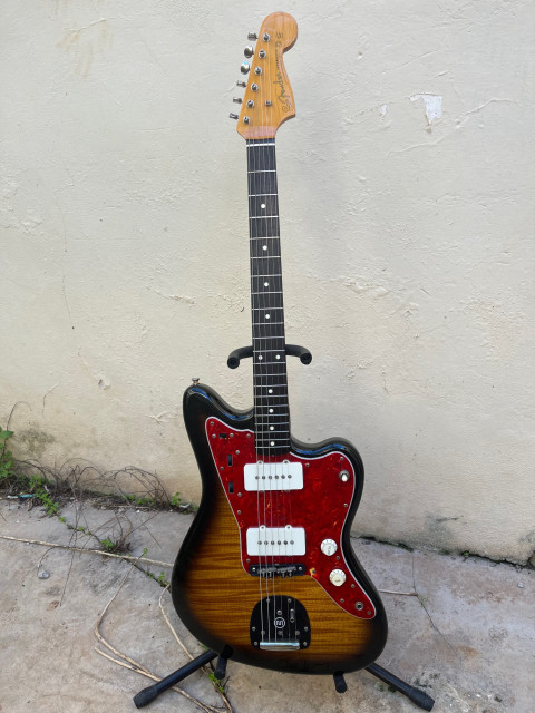 Fender JM59 Foto Flame Jazzmaster con mejoras