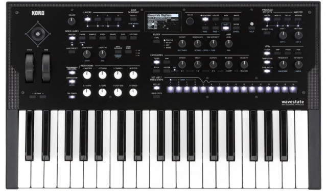 KORG WAVESTATE 2020 con Decksaver