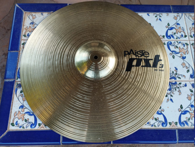 Vendo platos Paiste PST3