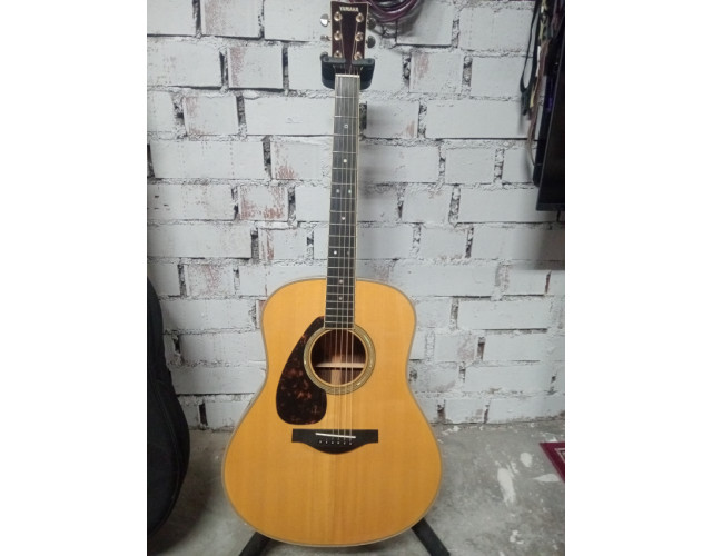 Acustica Yamaha LL16L (zurda)