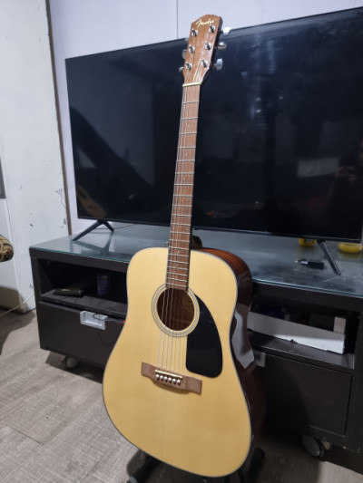 Guitarra acústica Fender CD-60 + funda dura
