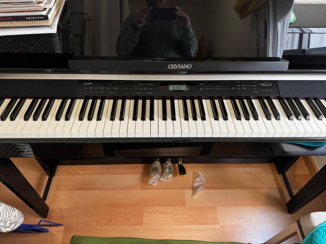 (Rebajo precio) Piano digital CASIO CELVIANO AP-6 Edicion limitada.