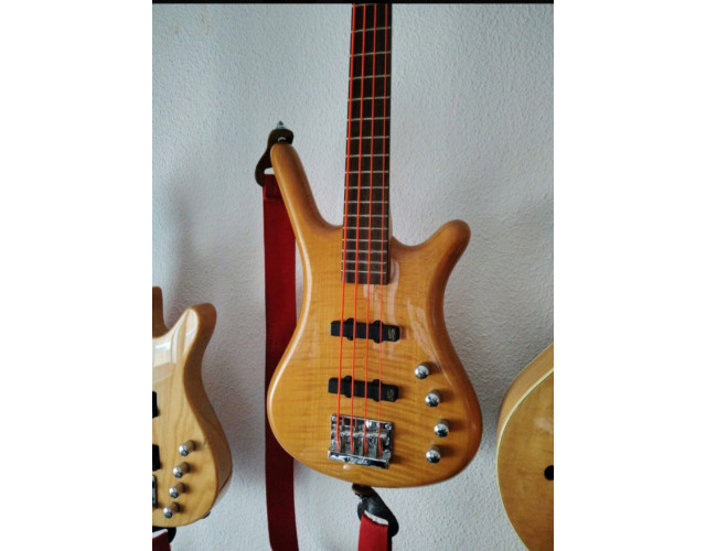 Premium Warwick Rockbass Corvette. Bajo eléctrico activo