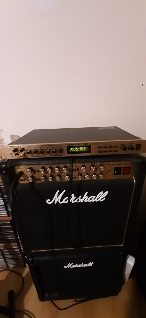 Previo multiefectos ROLAND GP 100