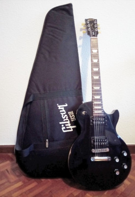 Cambio Gibson Les Paul Studio y Marshall AVT 150 por Gibson Sg