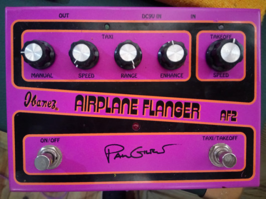 Flanger airplane