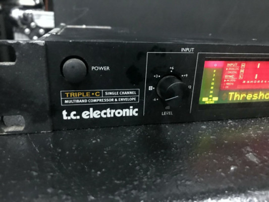 Tc electronic - Focusrite - Zoom H4n