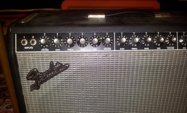 Cambio parcial o total FENDER TWIN AMP EVIL TWIN.