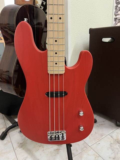 Bajo modelo jazz 54