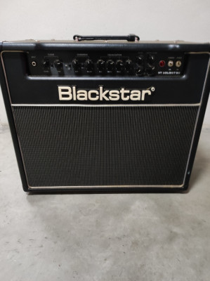 Amplificador de guitarra Blackstar Soloist 60 con funda protectora