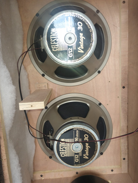 2 Celestion Vintage 30  de 12", sin uso