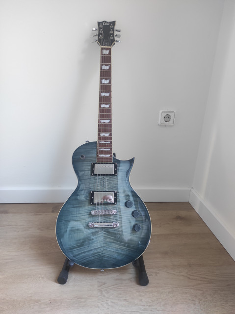 Guitarra electrica ESP LTD EC 256 FM Cobalt blue