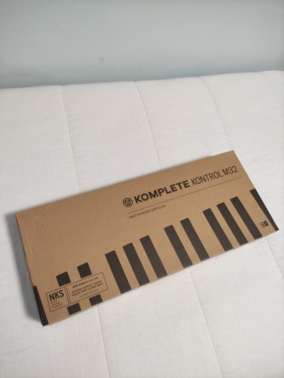 Komplete Kontrol M32