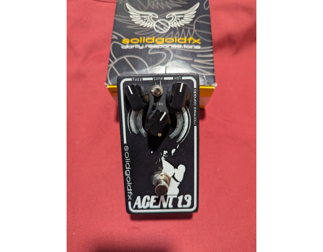 Solidgoldfx Agent 13 fuzz boutique 3 modos