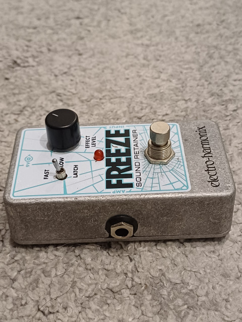 Pedal Electro Harmonix Freeze Sound Retainer