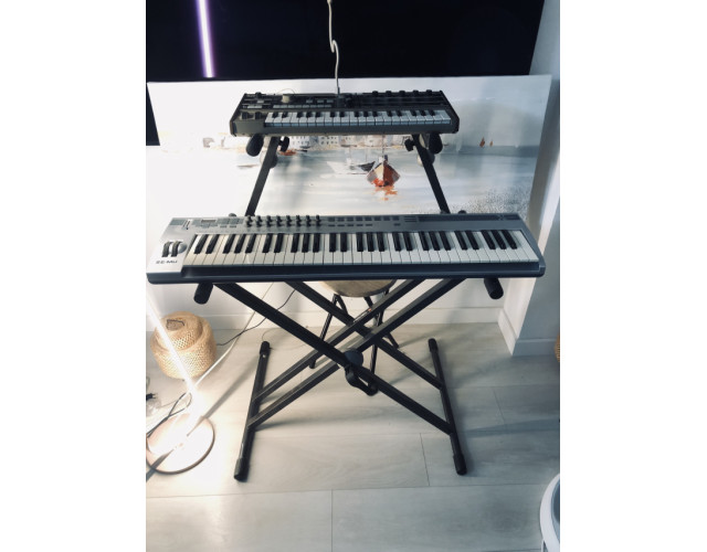 Soporte teclados PROEL (2 niveles)
