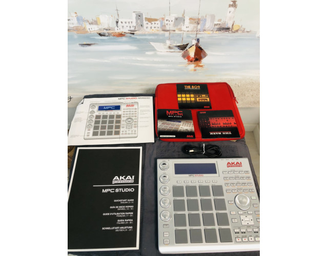 AKAI MPC STUDIO