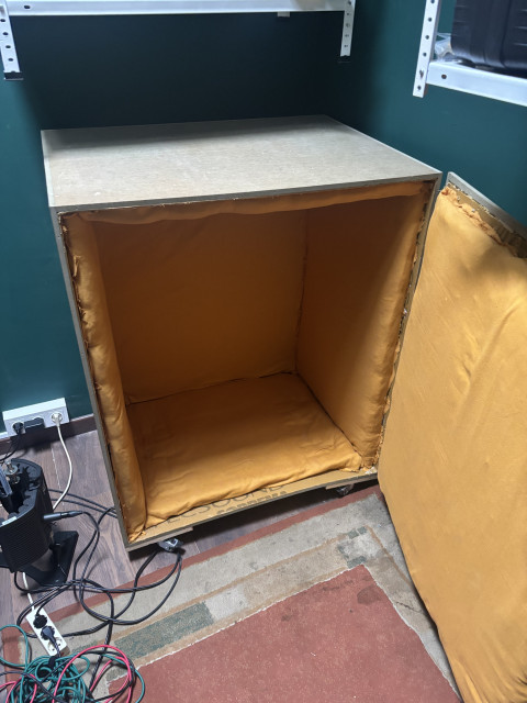 Proyecto cabina insonorizante para guitarra/bajo