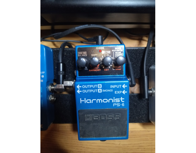 Boss Harmonist PS-6 por Clon Fuzz Bender