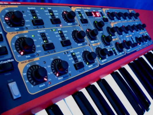 Clavia Nord Lead 3