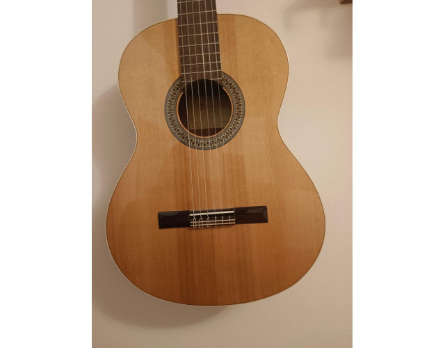 También cambio Guitarra Clásica Alhambra C2