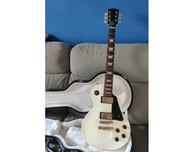 Gibson les paul studio Alpine white 2018