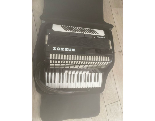 Acordeon Hohner Student 80