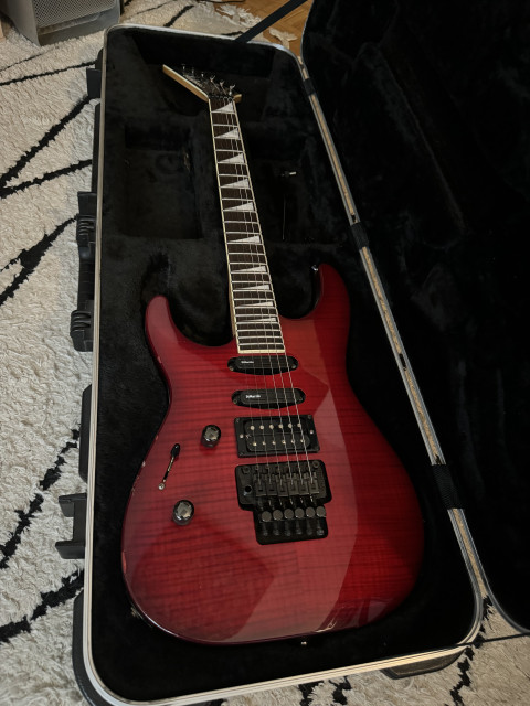 Jackson zurda DK2L. Zurdo